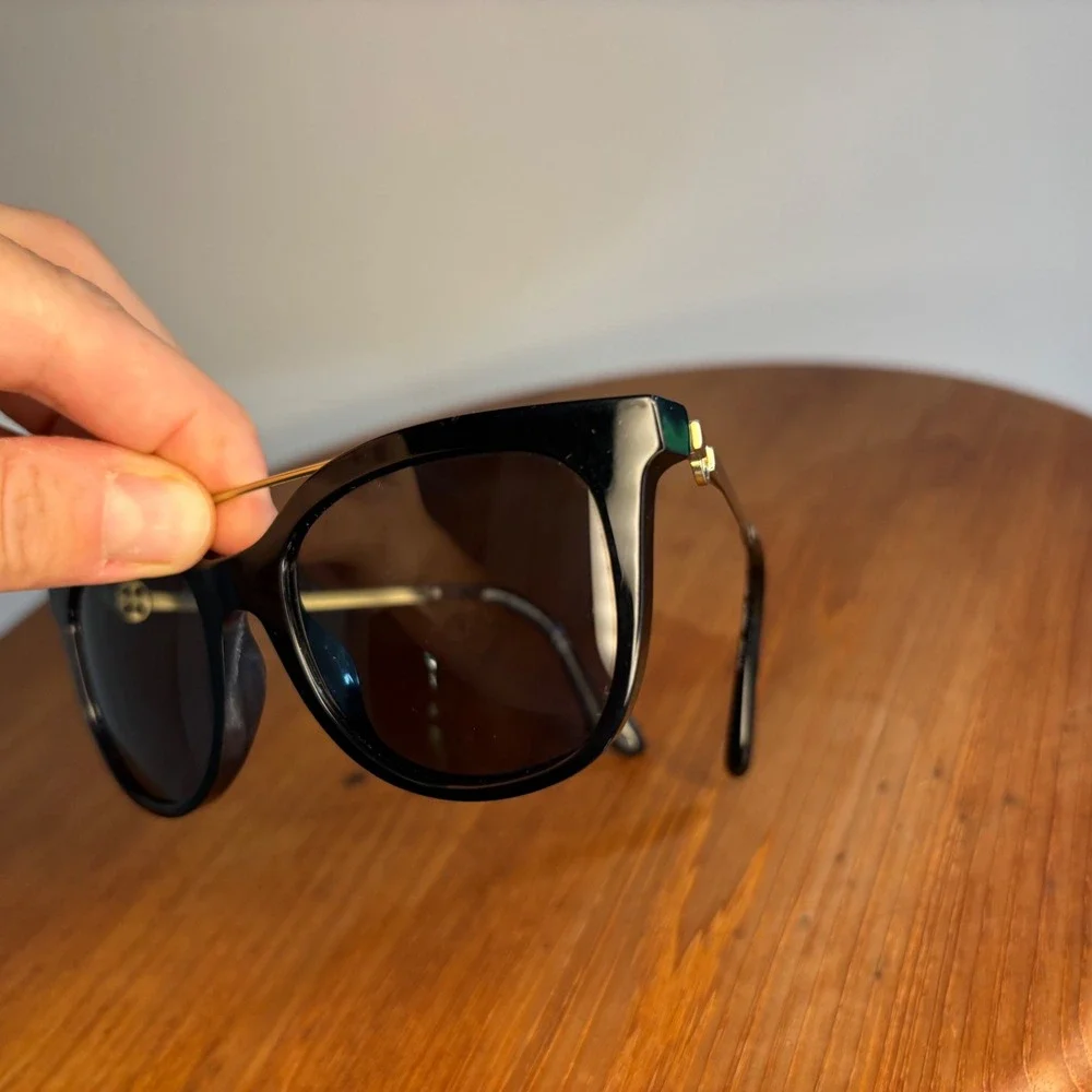 READ Tory Burch Women Sunglasses 53-19-140 TY7147 Classic Sunnies Round Black